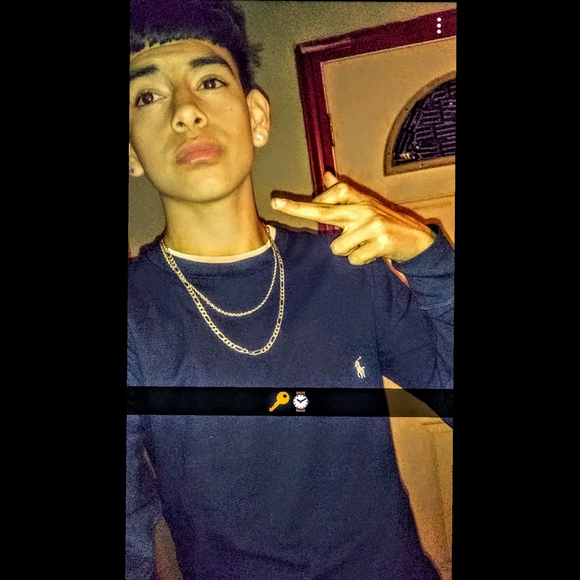 Meet your Posher, Andres - Picture 1 of 1